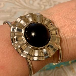 🎀 6 for $25. Paparazzi bracelet